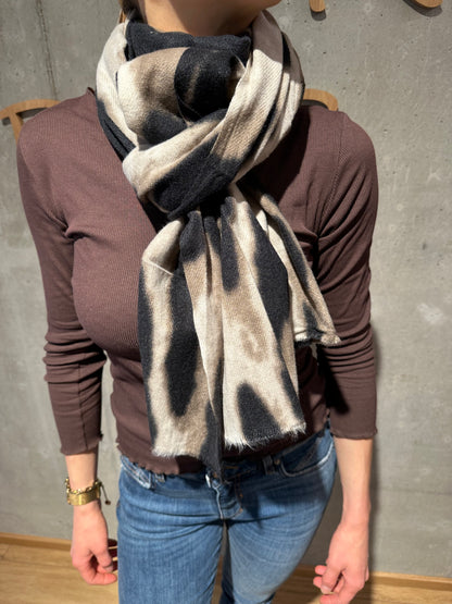 Schal "Leomuster XXL" versch. Farben