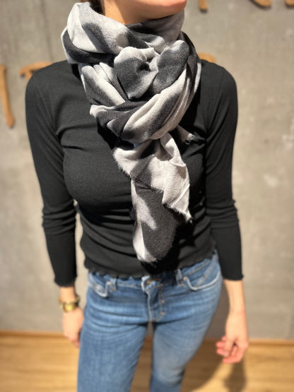 Schal "Leomuster XXL" versch. Farben