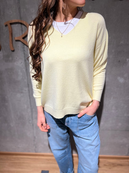 MG-Pulli "Madita V-Neck" - Versch. Farben