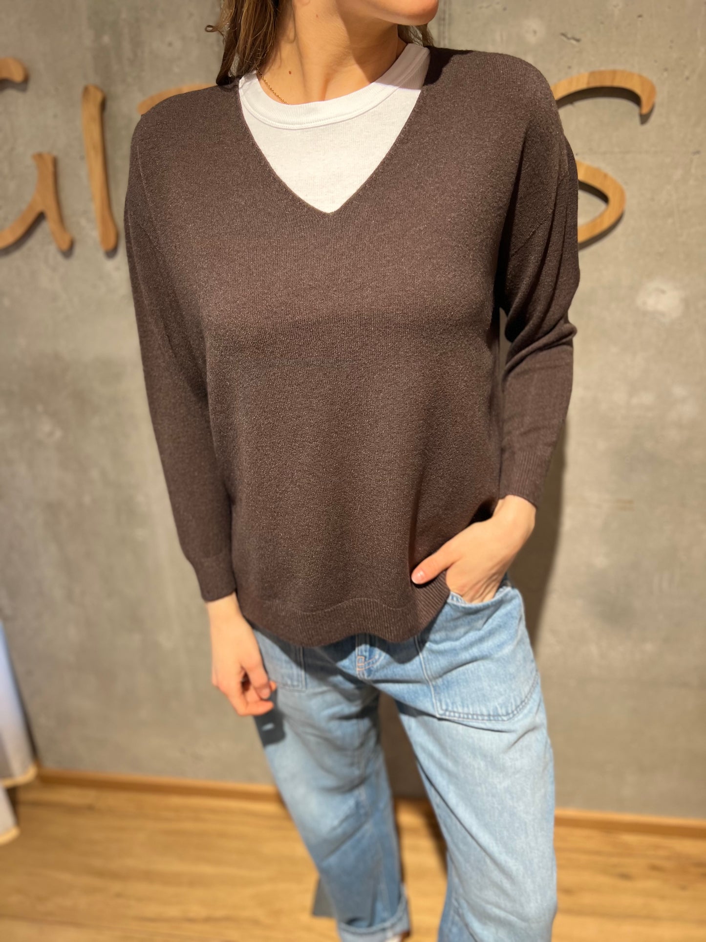 MG-Pulli "Madita V-Neck" - Versch. Farben
