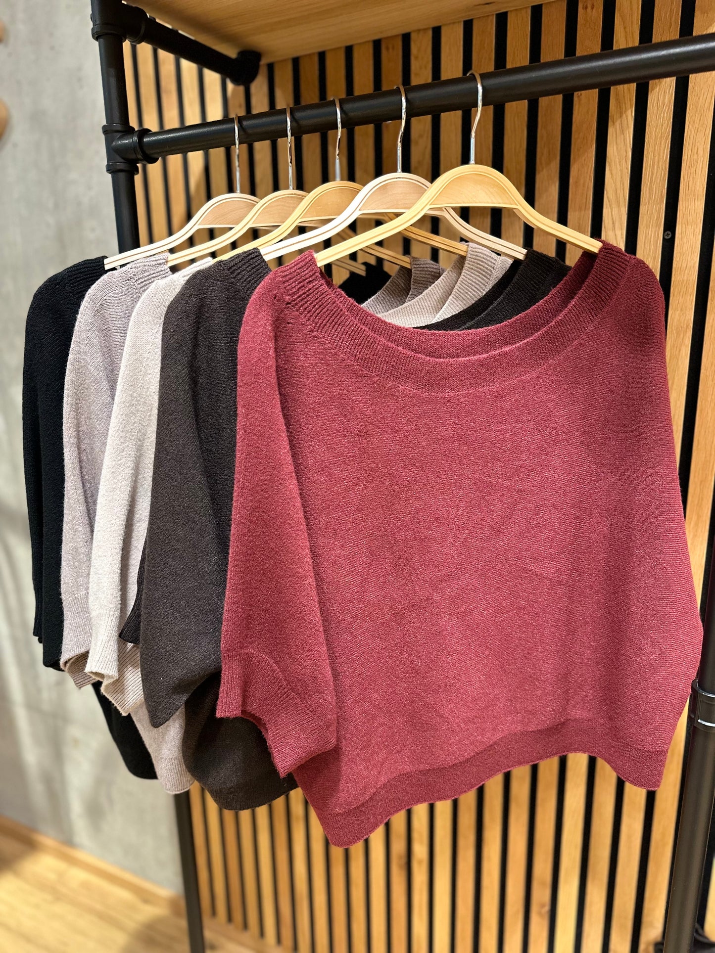 Pulli "Parli 1/2arm wide Neck" - Versch. Farben