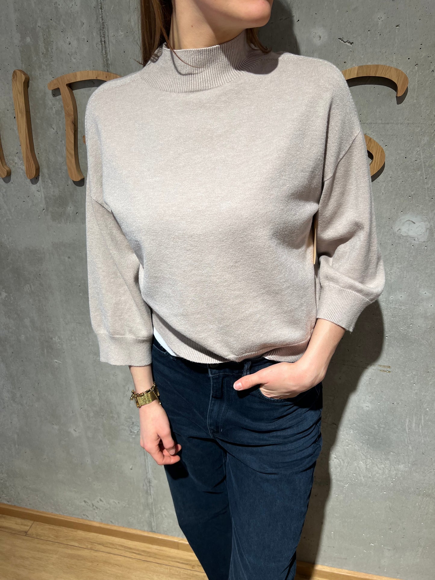 Pulli "Pantea  Stehkragen weit" - Versch. Farben