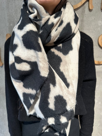 Schal "Leomuster XXL" versch. Farben