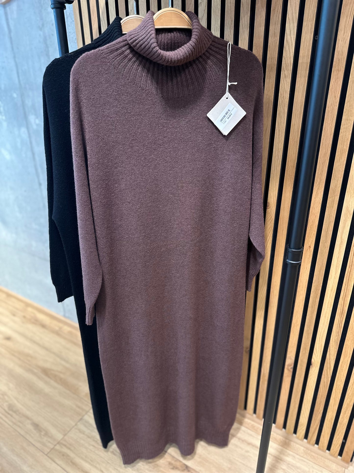 MG-Strickkleid "Maxime Rollkragen" - Versch. Farben