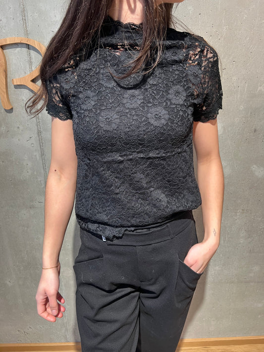 Spitzenshirt "Shania kurzarm" schwarz
